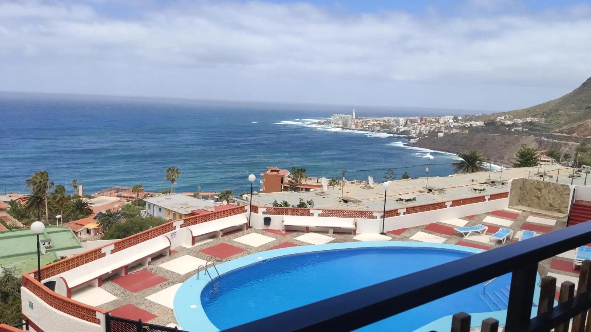 Atlantic Surfers Paradise Bajamar - Surf, Senderismo Y Piscina Apartment