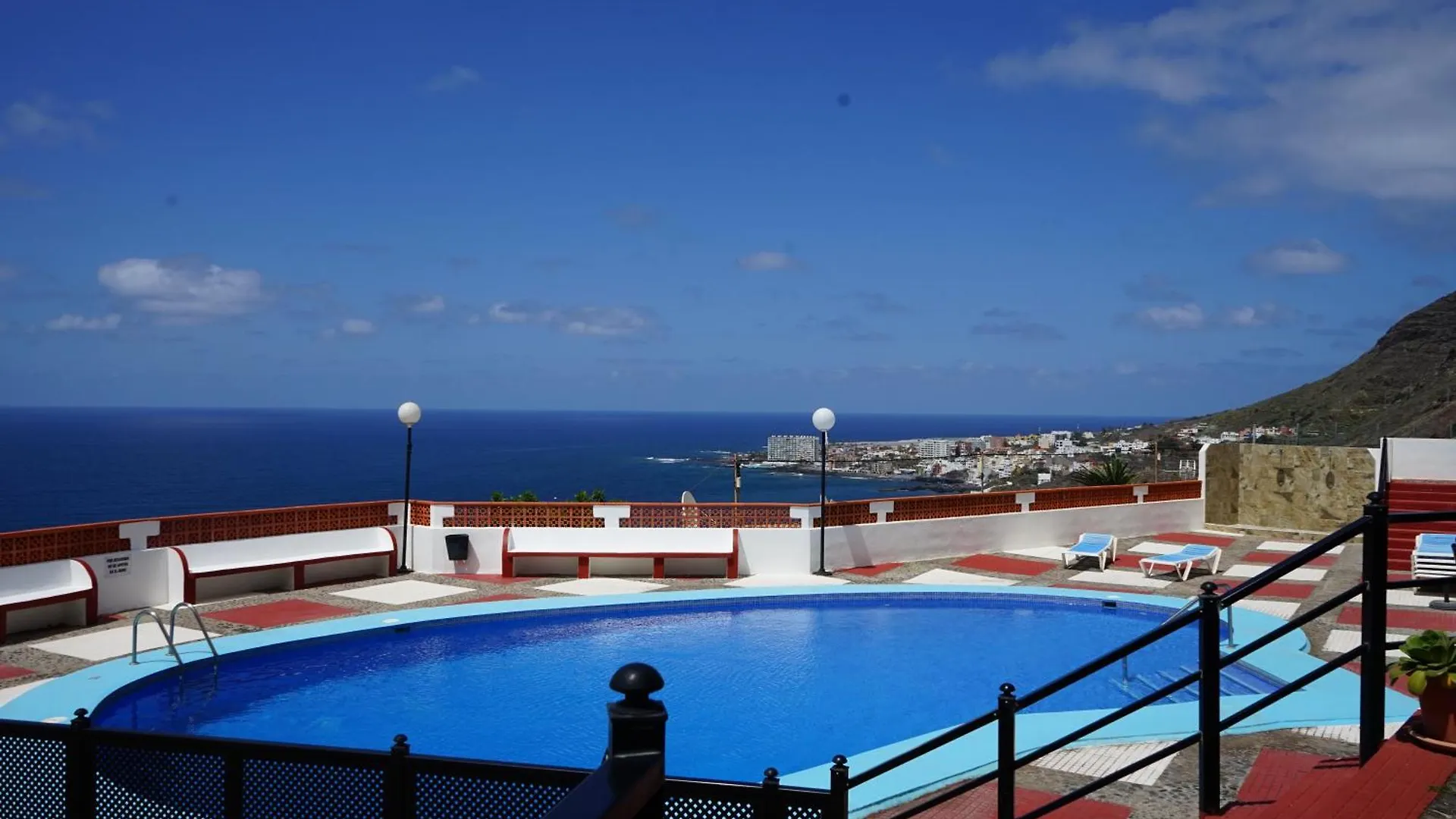 Apartment Atlantic Surfers Paradise Bajamar - Surf, Senderismo Y Piscina